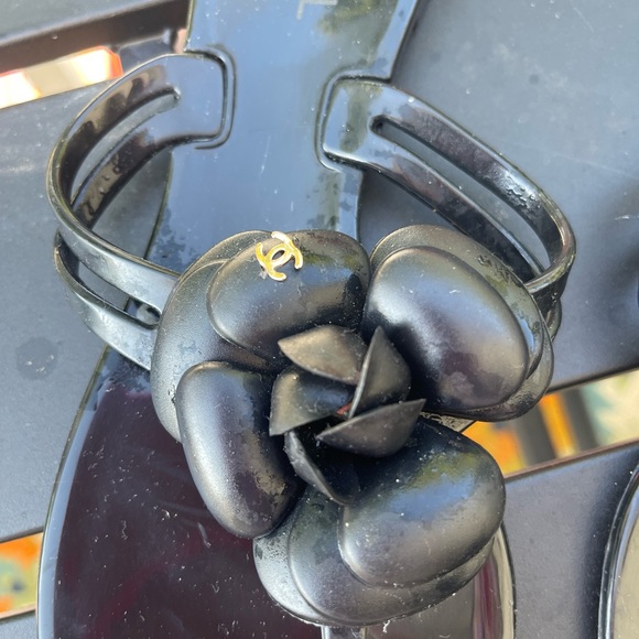 Chanel flower flip flops - Picture 6 of 9